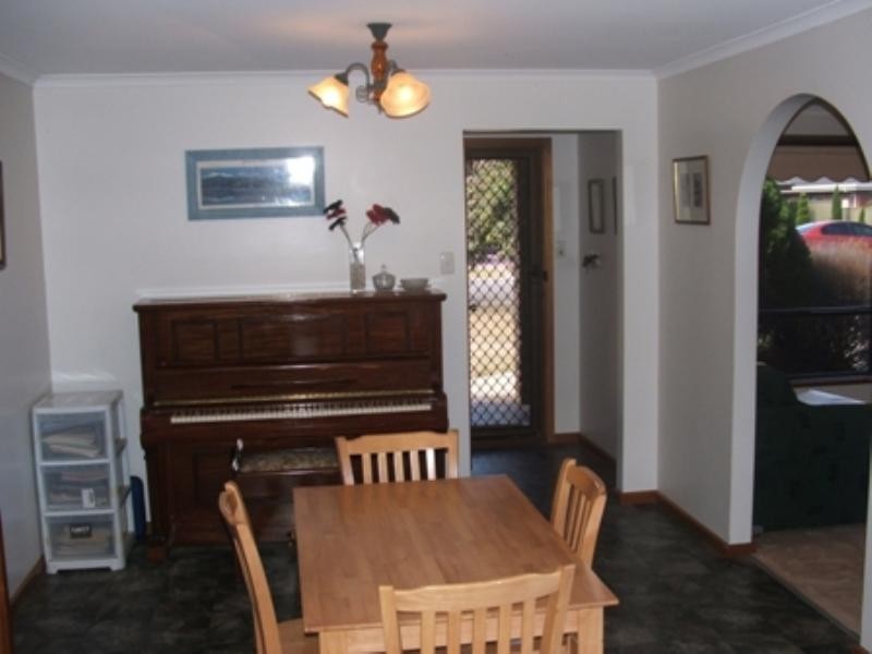 27 Japonica Crescent, Parafield Gardens SA 5107