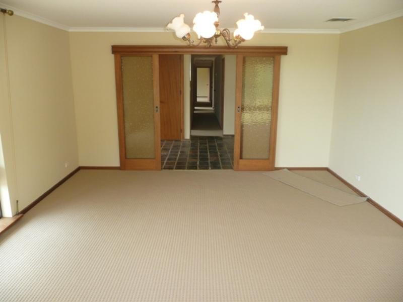 23 Annesley Close, Salisbury Heights SA 5109