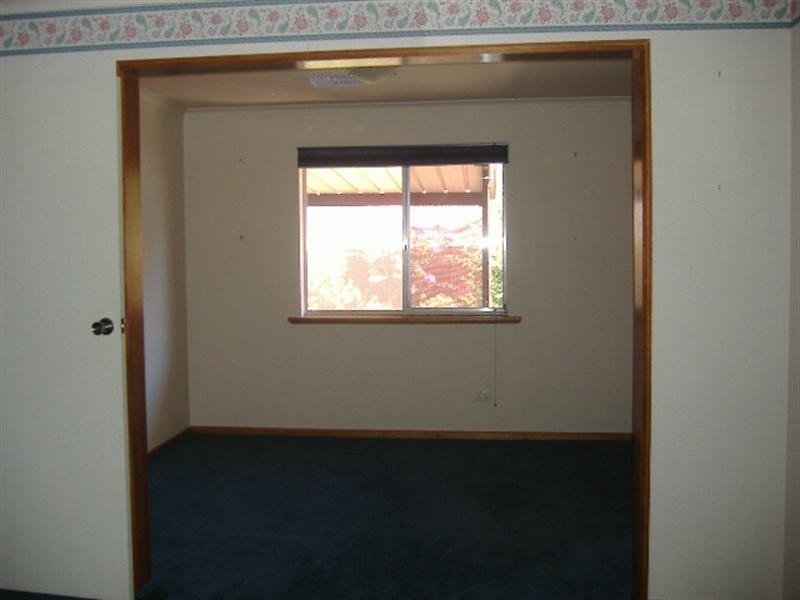 12 Grant Avenue, Salisbury Downs SA 5108