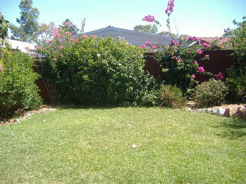 12 Grant Avenue, Salisbury Downs SA 5108