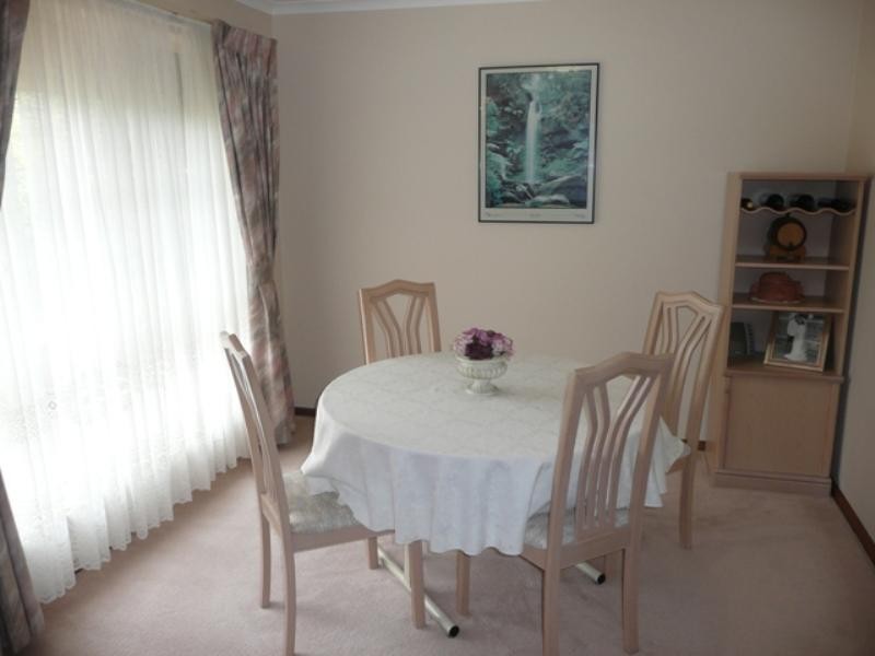 23 Greenfinch Court, Wynn Vale SA 5127