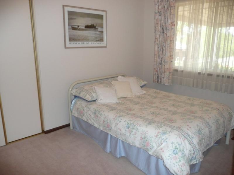 23 Greenfinch Court, Wynn Vale SA 5127