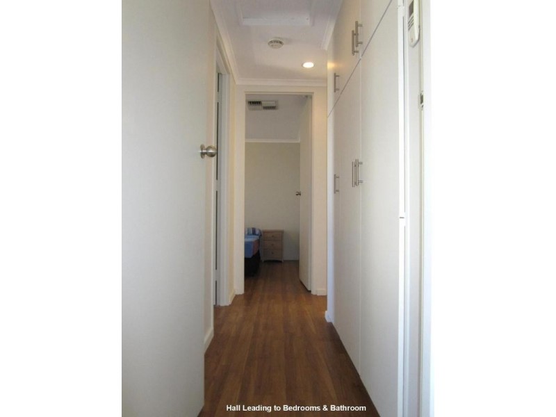 38 McKenzie Crescent, Gulfview Heights SA 5096