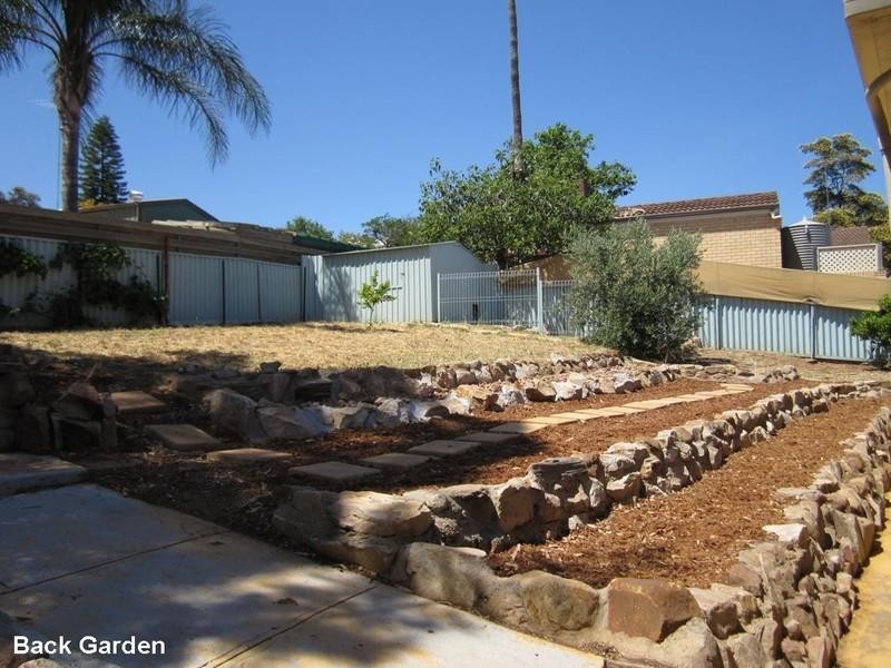 38 McKenzie Crescent, Gulfview Heights SA 5096