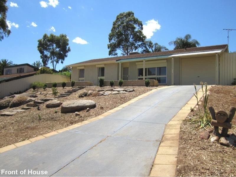 38 McKenzie Crescent, Gulfview Heights SA 5096