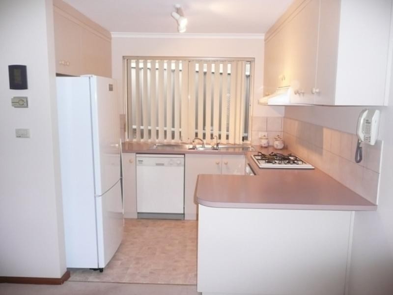 23 Greenfinch Court, Wynn Vale SA 5127