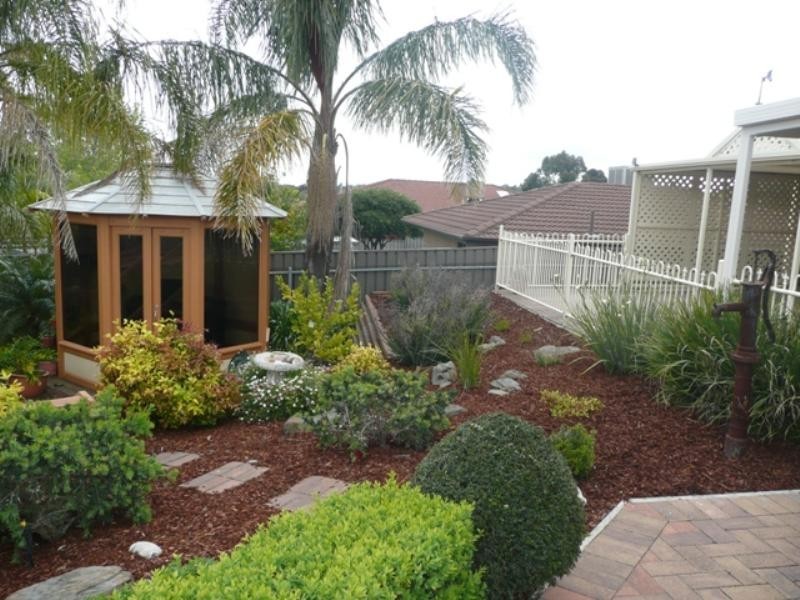 23 Greenfinch Court, Wynn Vale SA 5127