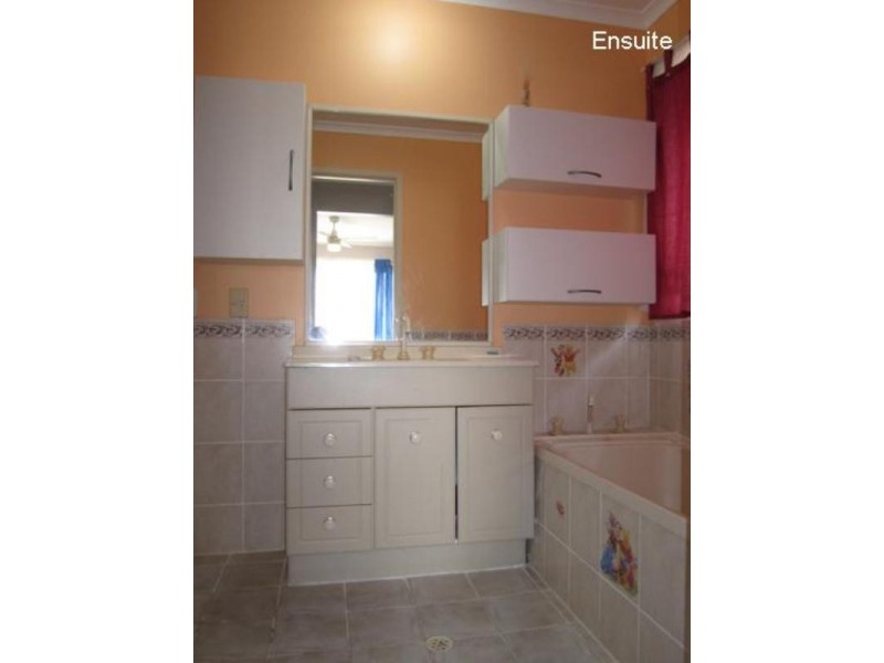 11 Moneva Street, Paralowie SA 5108