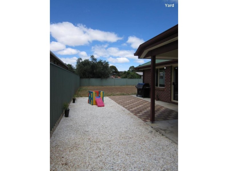 11 Moneva Street, Paralowie SA 5108