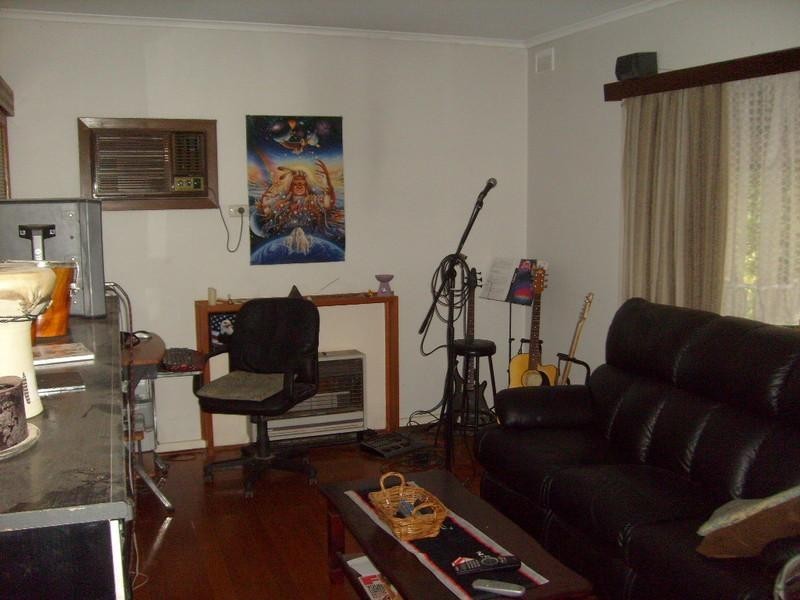 10 Limerick Street, Salisbury Downs SA 5108