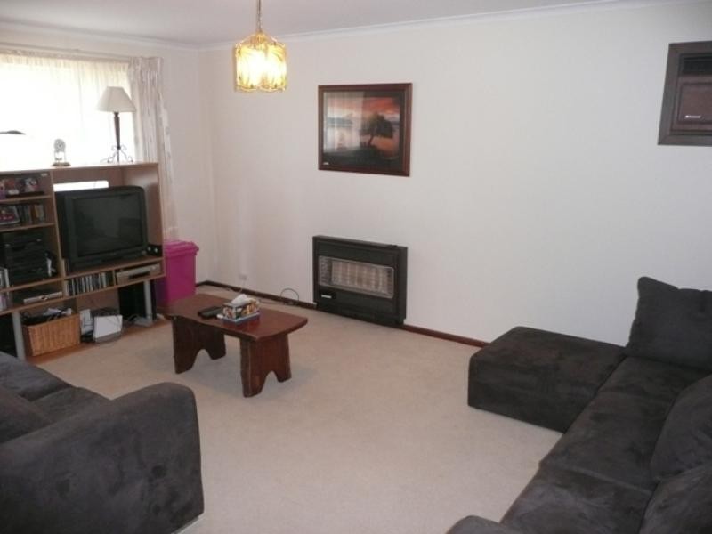 9 Peter Place, Hillbank SA 5112