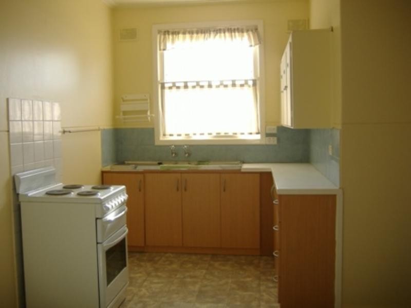 8 Griffiths Street, Elizabeth South SA 5112