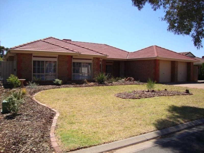 9 Holmeswood Court, Para Hills West SA 5096