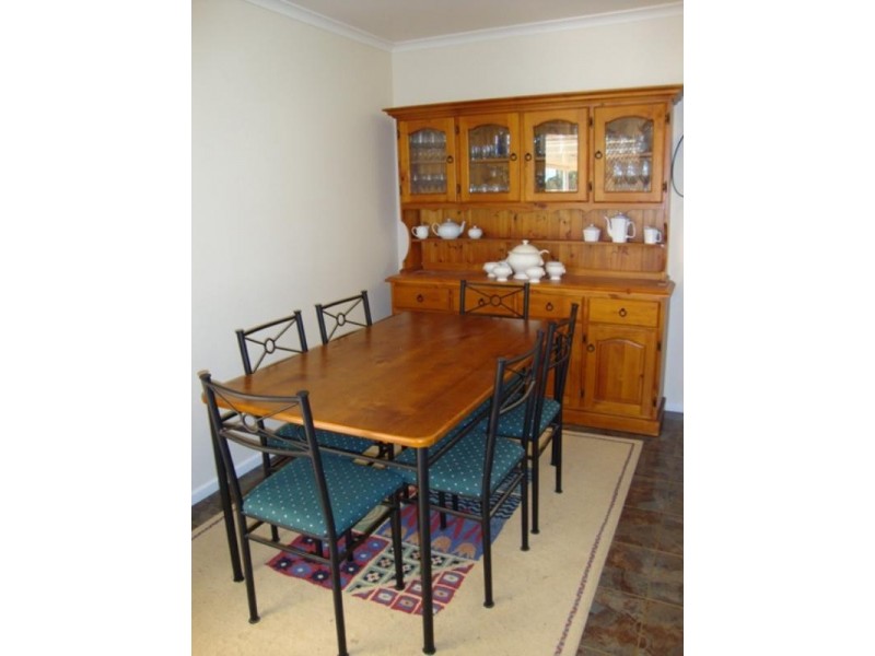 9 Holmeswood Court, Para Hills West SA 5096