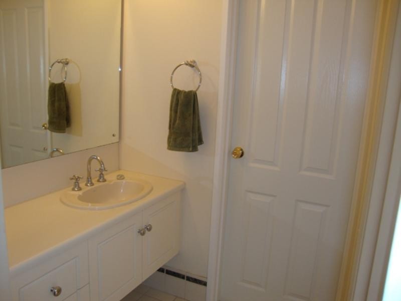 9 Holmeswood Court, Para Hills West SA 5096