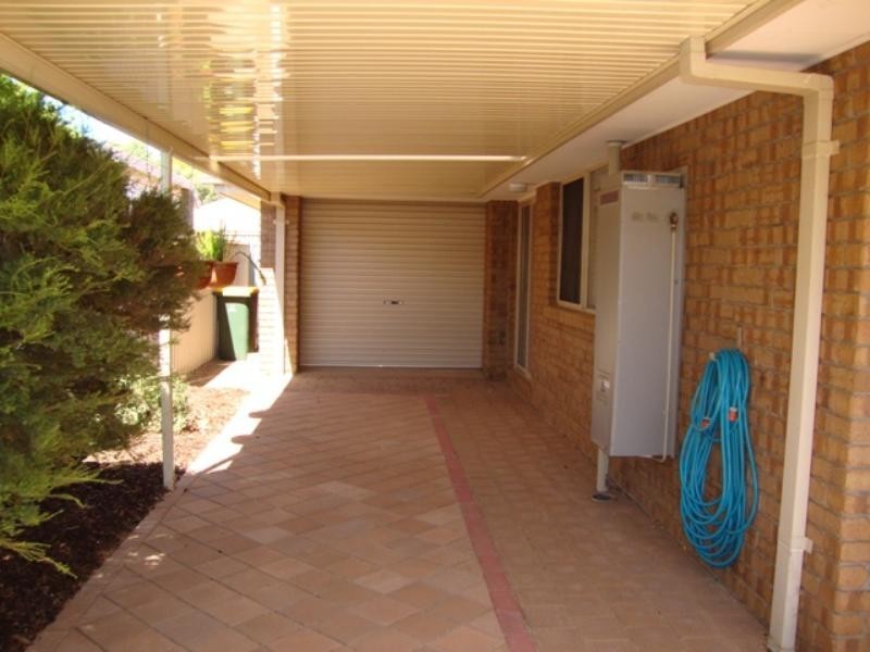 9 Holmeswood Court, Para Hills West SA 5096