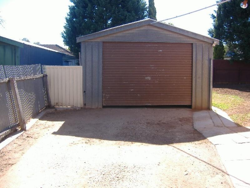 11 Orana Street, Brahma Lodge SA 5109