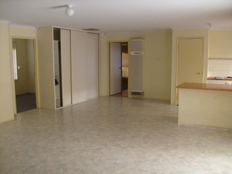 323 Burton Road, Burton SA 5110