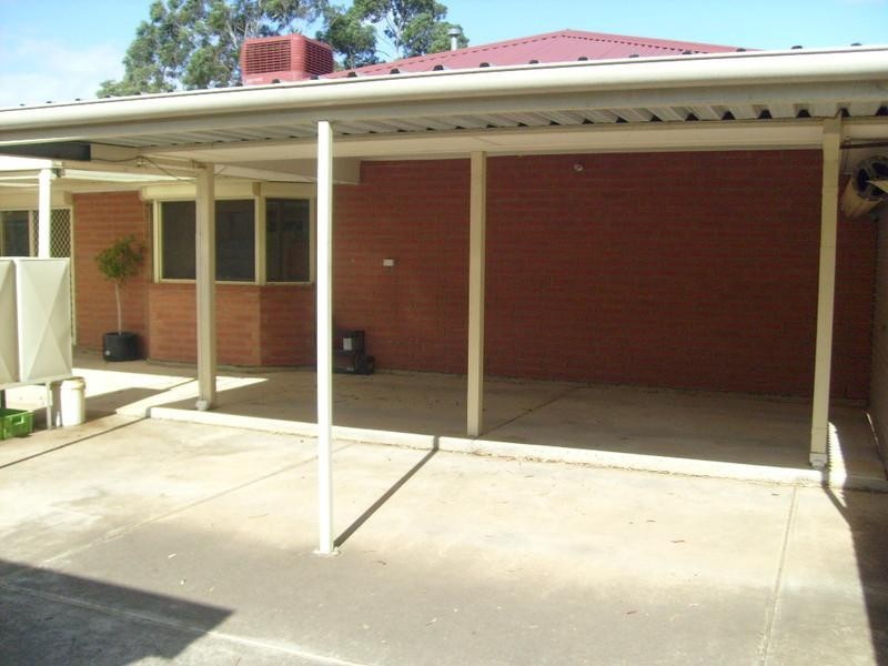 323 Burton Road, Burton SA 5110