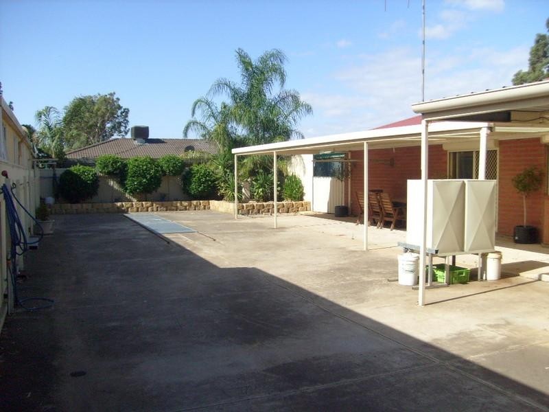 323 Burton Road, Burton SA 5110