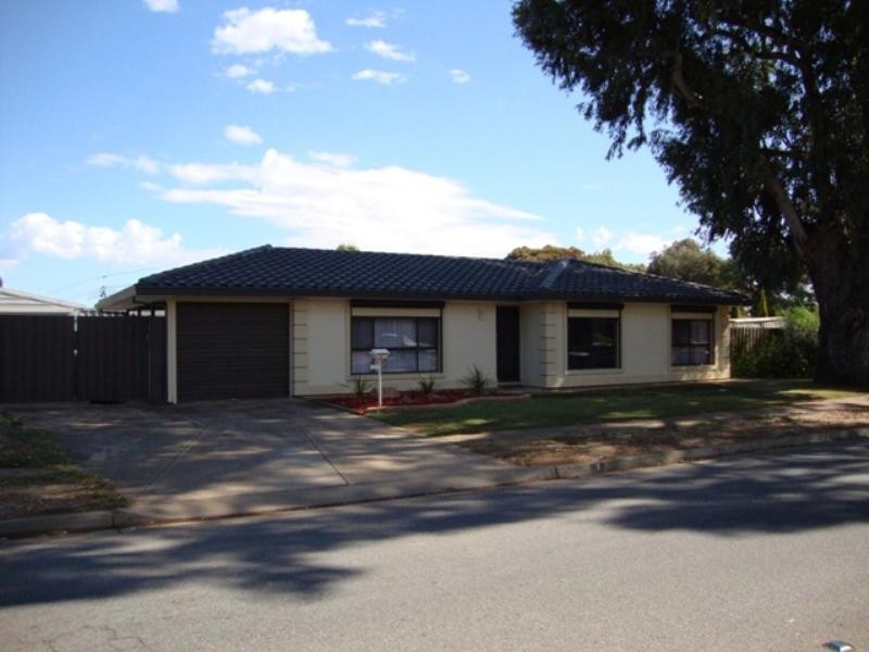 2 Fairbanks Drive, Paralowie SA 5108