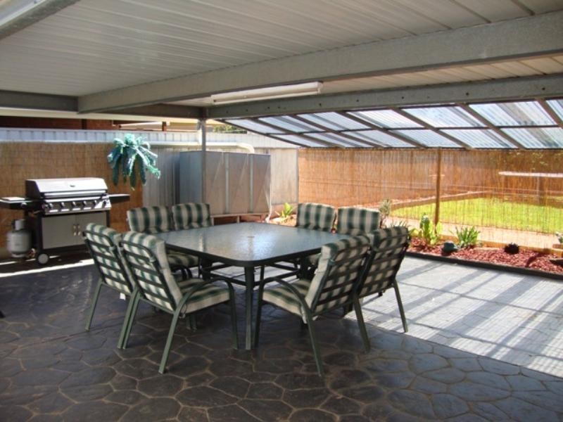 2 Fairbanks Drive, Paralowie SA 5108