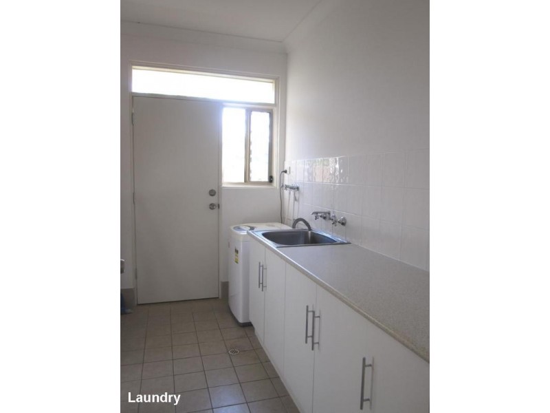 11 Barkuna Avenue, Mitchell Park SA 5043