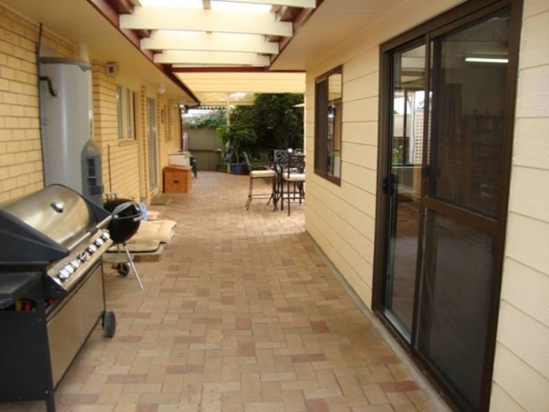 32 Hawke Crescent, Salisbury East SA 5109