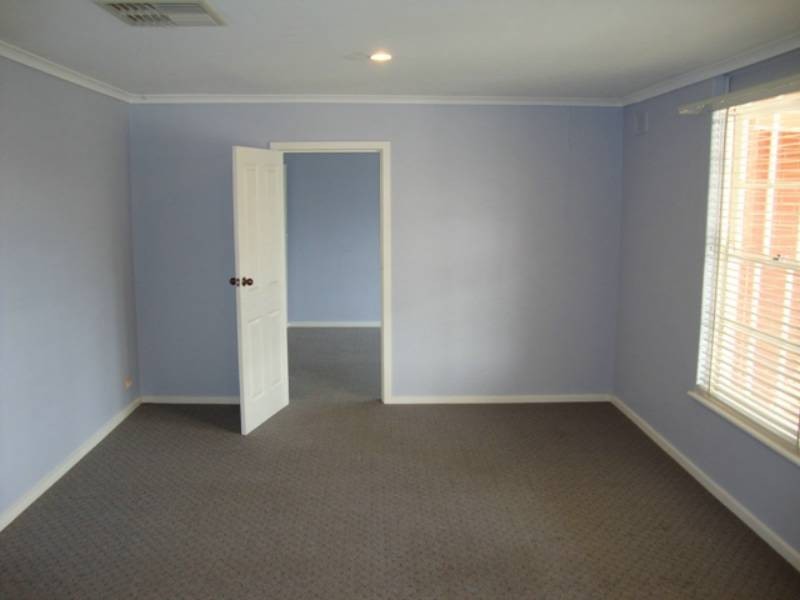 7 Johnswood Drive, Salisbury Park SA 5109