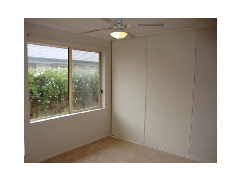 16 Claxton Way, Burton SA 5110