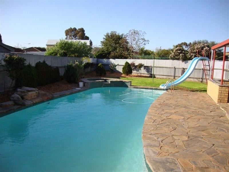 13 Wattle Grove, Parafield Gardens SA 5107
