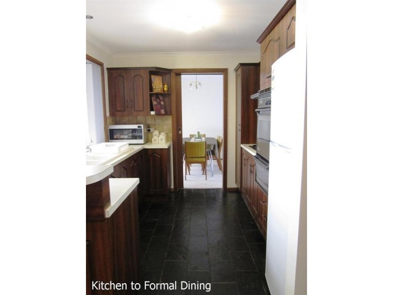 3 Olde Drive, Gulfview Heights SA 5096