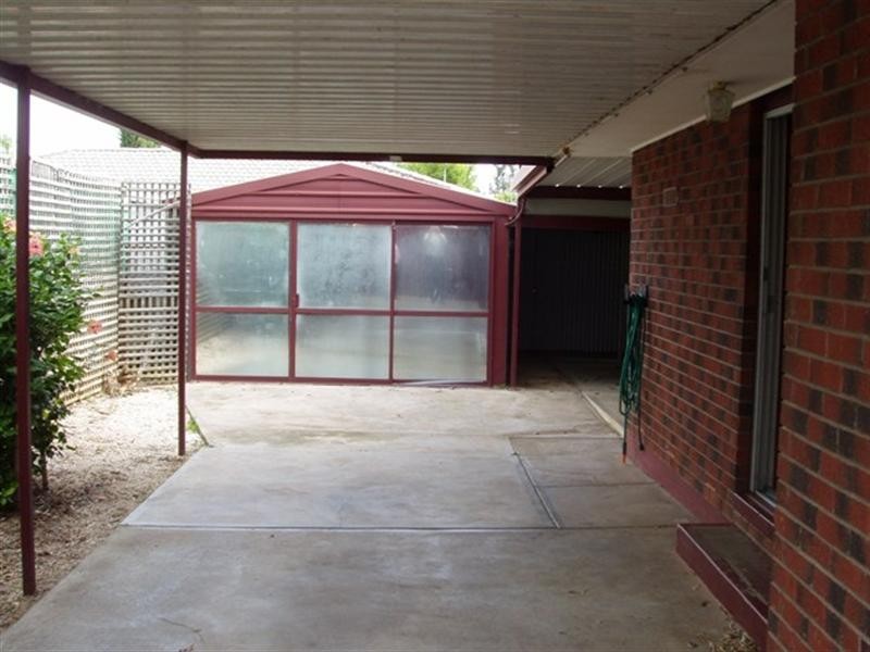 12 Grant Avenue, Salisbury Downs SA 5108