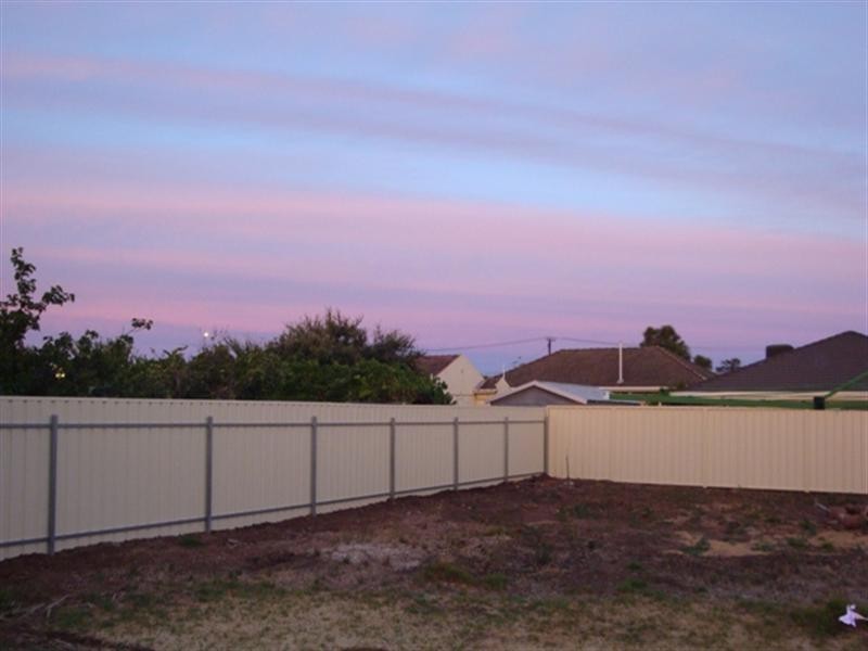 2 Richard Street, Findon SA 5023