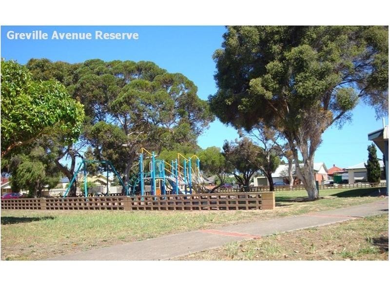 2 Richard Street, Findon SA 5023