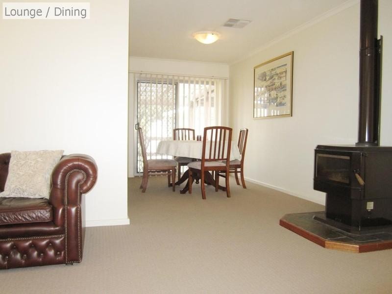 13 Sea View Road, Para Hills SA 5096