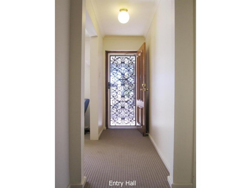 13 Sea View Road, Para Hills SA 5096