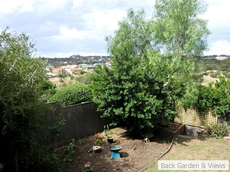 13 Sea View Road, Para Hills SA 5096