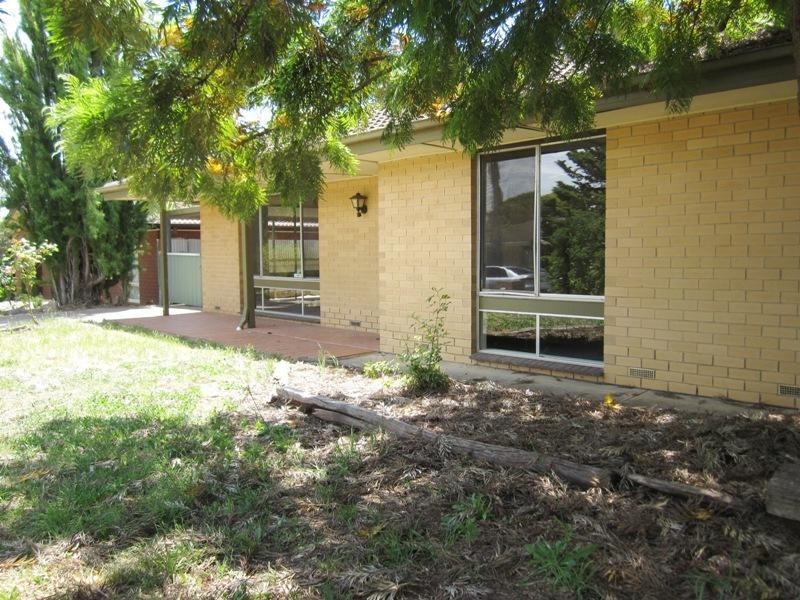 5 Phillip Avenue, Morphett Vale SA 5162