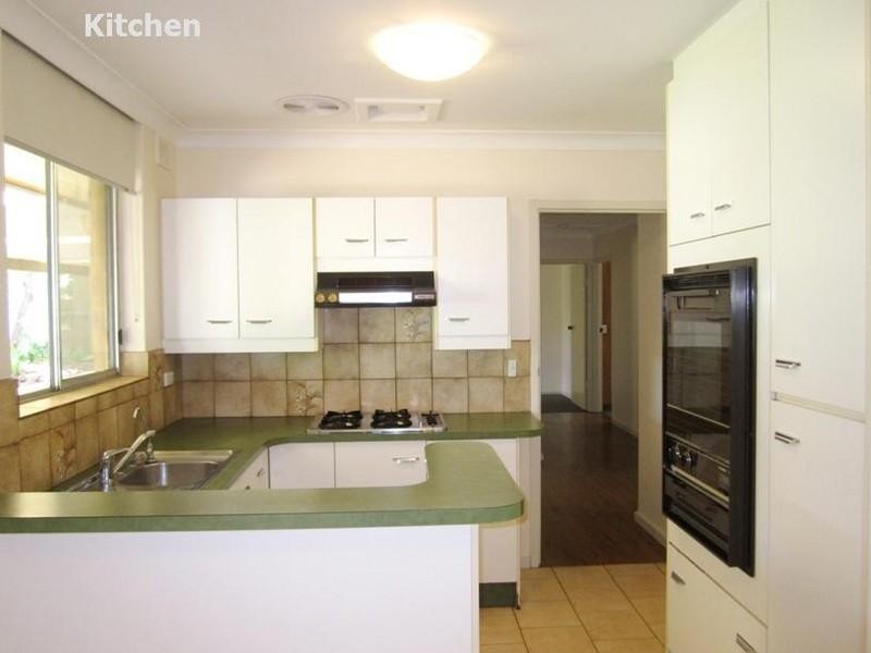 5 Phillip Avenue, Morphett Vale SA 5162