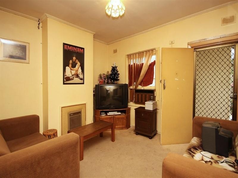 14 Worthington Road, Elizabeth East SA 5112