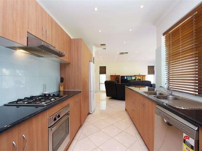 9 Ventra Street, Parafield Gardens SA 5107