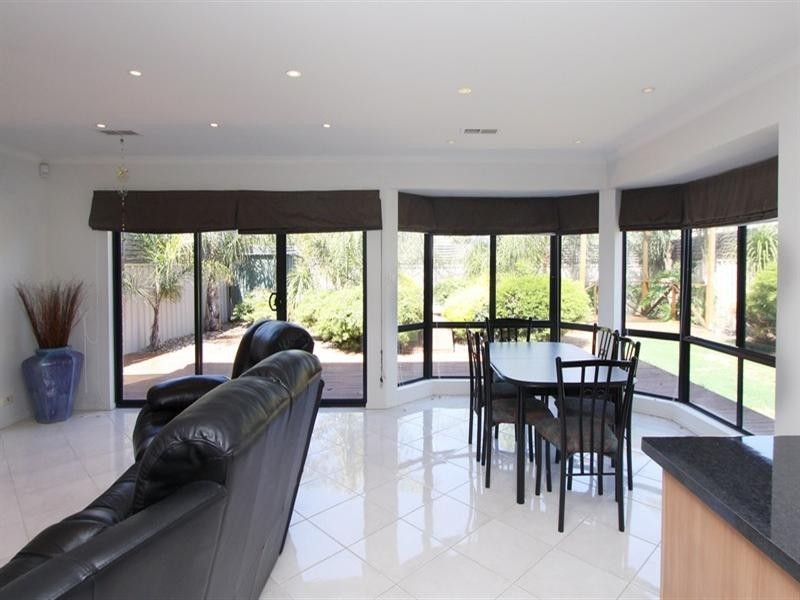 9 Ventra Street, Parafield Gardens SA 5107