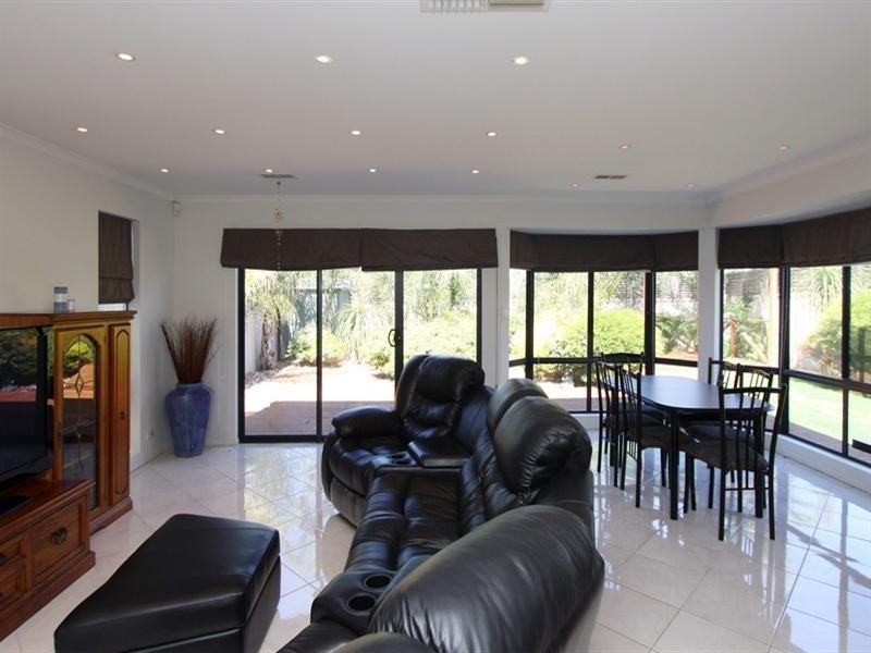 9 Ventra Street, Parafield Gardens SA 5107