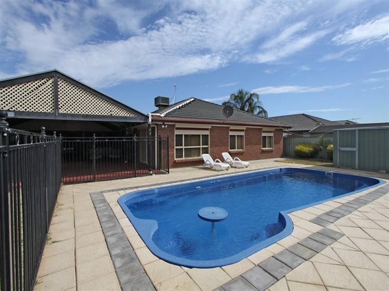 3 Ash Court, Paralowie SA 5108