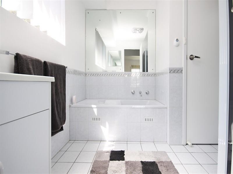 7 Dale Drive, Paralowie SA 5108