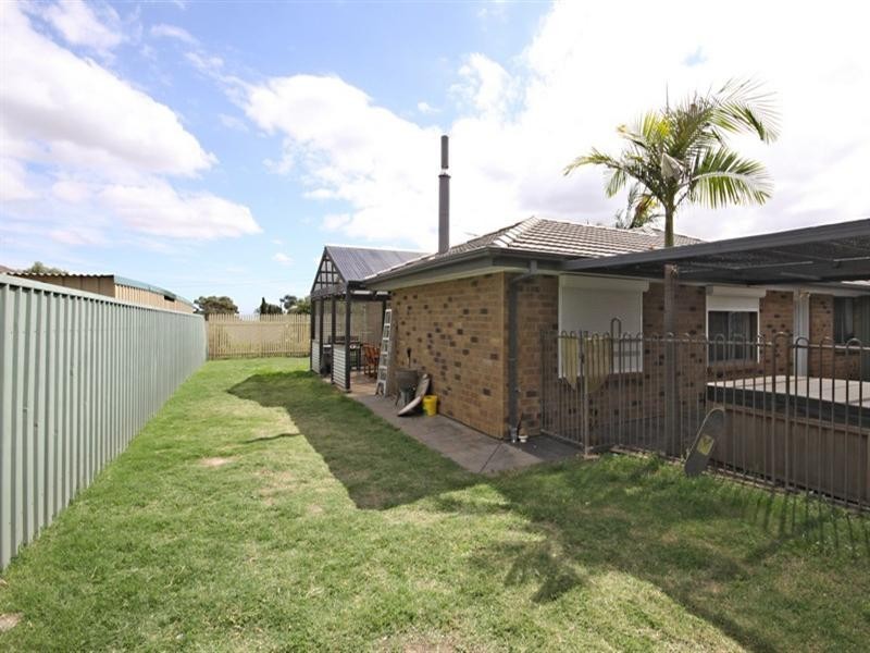 10 Chestnut Grove, Hillbank SA 5112