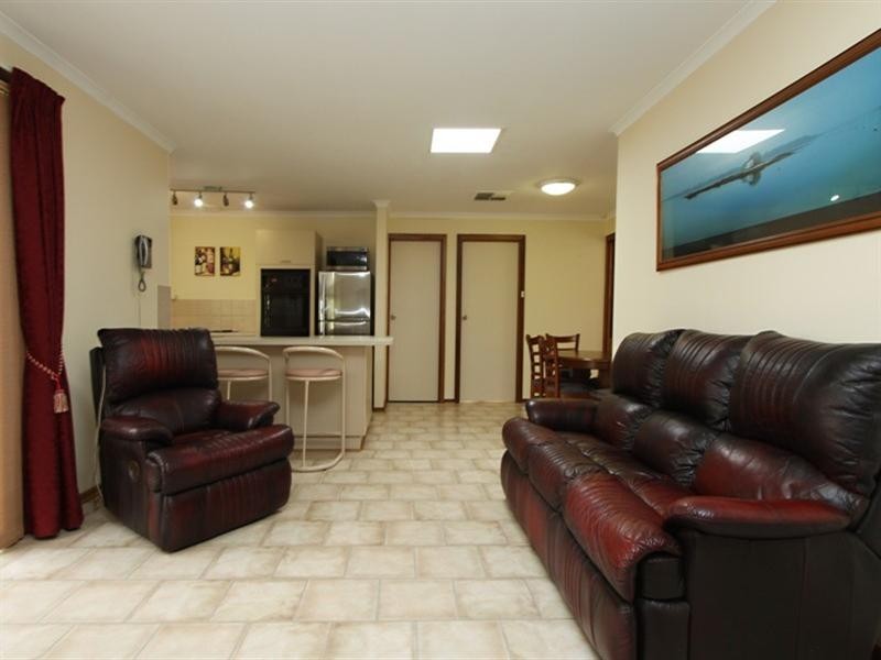 64 Highfield Drive, Hillbank SA 5112