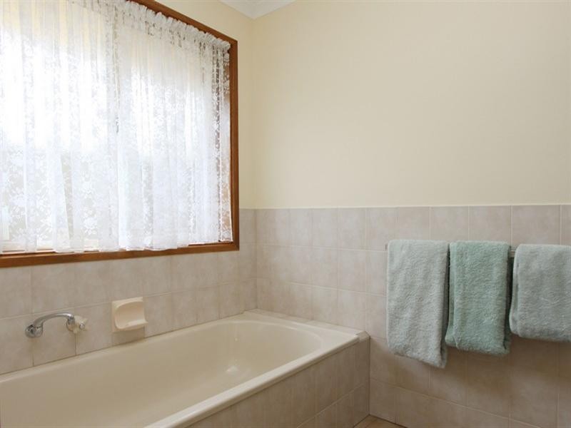 64 Highfield Drive, Hillbank SA 5112