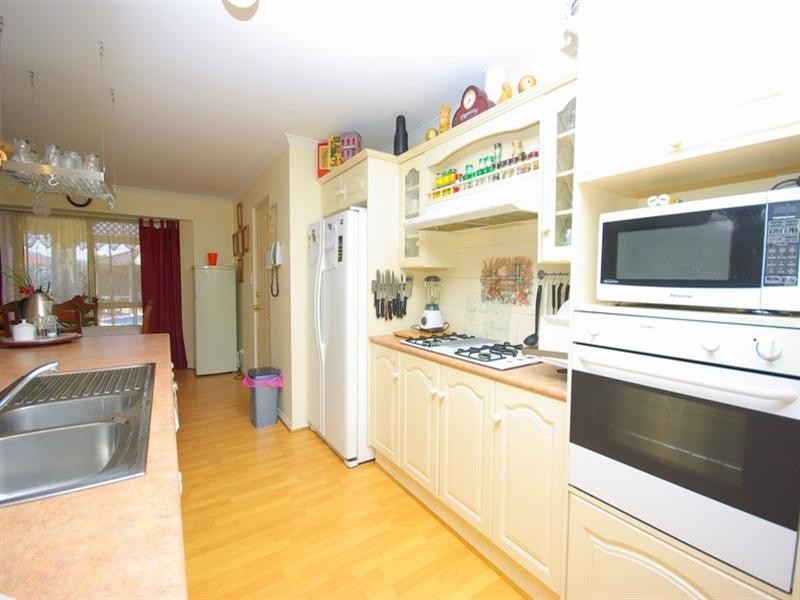 4 Canterbury Place, Burton SA 5110